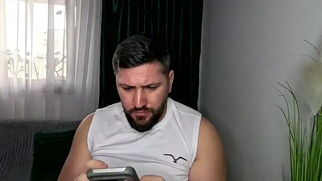 Gold Alpha Boy online show from 03-05-26, 02:46