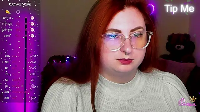 Alicia love00 online show from 04-22-26, 11:28