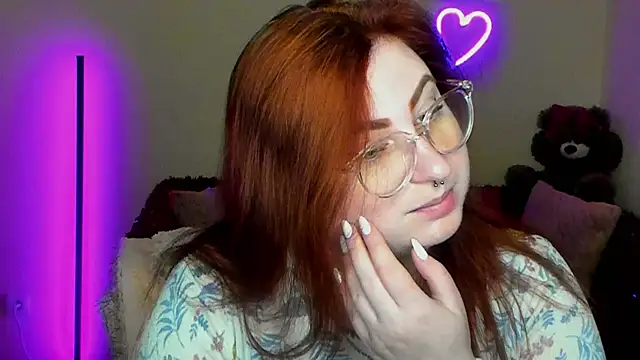 Alicia love00 online show from 04-20-26, 05:32
