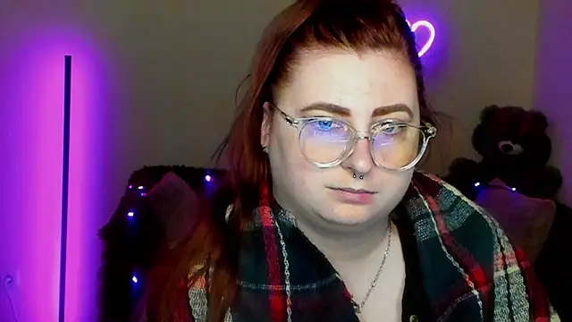 Alicia love00 online show from 04-29-26, 05:33