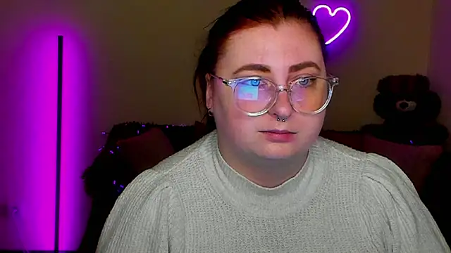 Alicia love00 online show from 04-23-26, 11:27