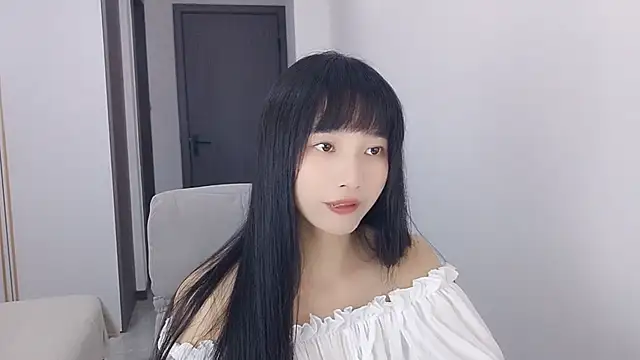 Snapshot of Lisa-3333 chatting on 09-21-25, 02:22 Lisa-3333 online show from 09-21-25, 02:22