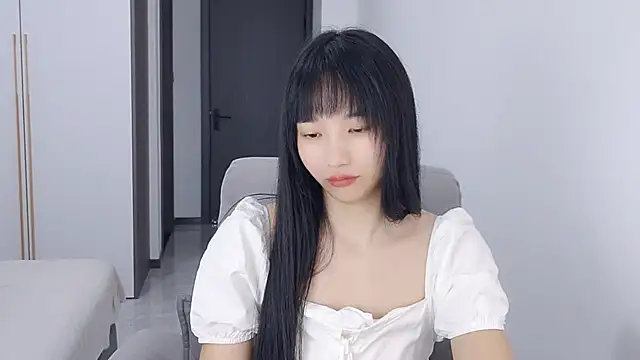 Snapshot of Lisa-3333 chatting on 09-24-25, 02:01 Lisa-3333 online show from 09-24-25, 02:01