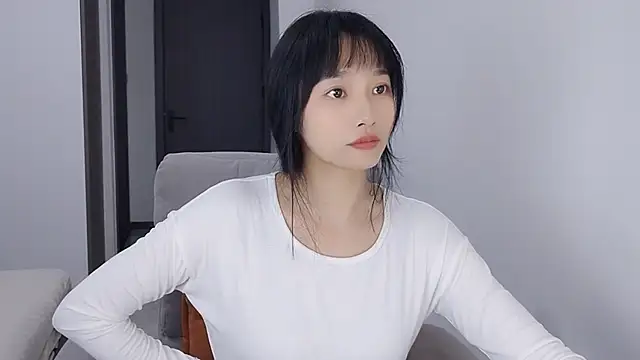 Lisa-3333 online show from 10-27-25, 01:45