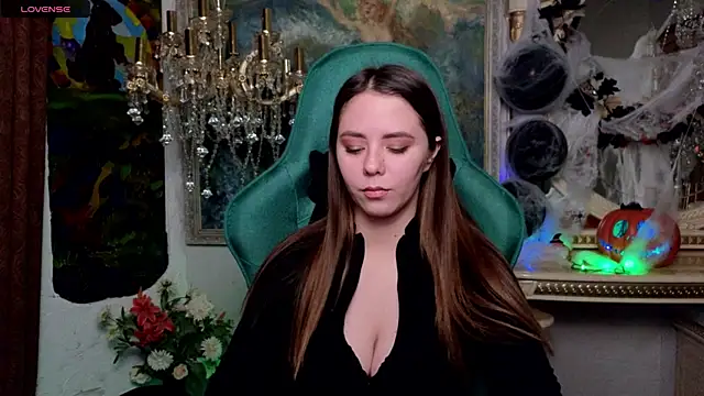 IvoryWood  online show from 10-26-25, 11:21