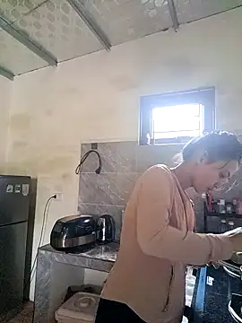 Jun-Mzzz online show from 09-29-25, 02:18