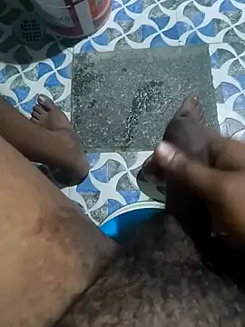 Snapshot of coocon2020 chatting on 10-28-25, 01:39 coocon2020 online show from 10-28-25, 01:39