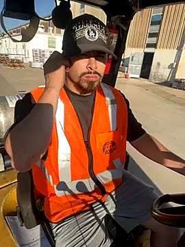 PuttieIn online show from 09-26-25, 01:51