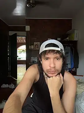 Luxx 14 online show from 12-21-25, 04:30