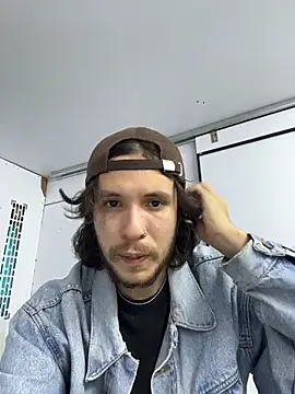 Luxx 14 online show from 10-31-25, 04:53