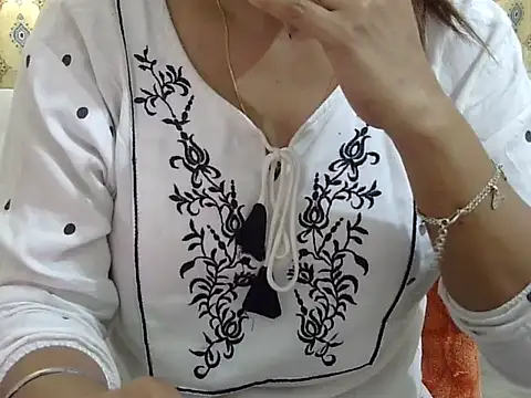 CHAMELI4747 online show from 03-07-26, 08:54