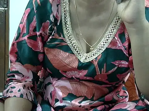 CHAMELI4747 online show from 10-06-25, 08:15