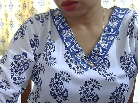 Snapshot of CHAMELI4747 chatting on 06-26-26, 07:58 CHAMELI4747 online show from 06-26-26, 07:58