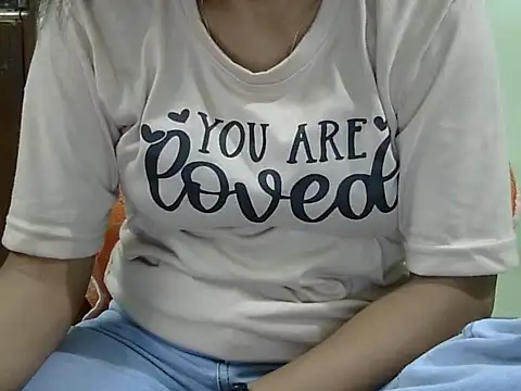 CHAMELI4747 online show from 09-29-25, 08:43