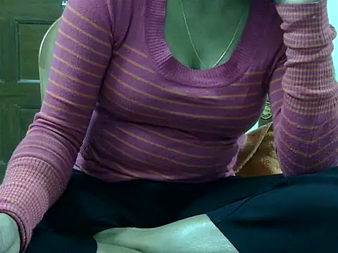 CHAMELI4747 online show from 12-17-25, 07:57