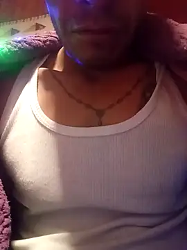 Snapshot of Oaxhot chatting on 10-26-25, 09:53 Oaxhot online show from 10-26-25, 09:53