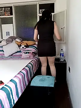 Isabella5 Brown  online show from 09-11-25, 05:46