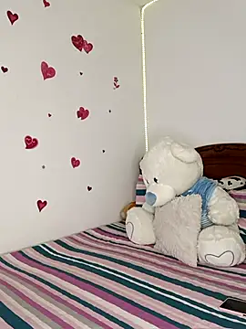 Snapshot of Isabella5_Brown_ chatting on 02-06-26, 05:42 Isabella5 Brown online show from 02-06-26, 05:42