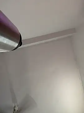 Snapshot of luv_johrrra chatting on 10-16-25, 06:49 luv johrrra online show from 10-16-25, 06:49