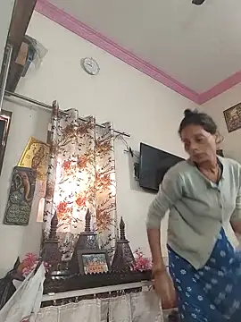 ISHANI-SINGH online show from 12-01-25, 04:13