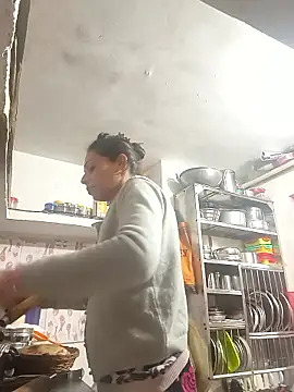 ISHANI-SINGH online show from 01-08-26, 03:34