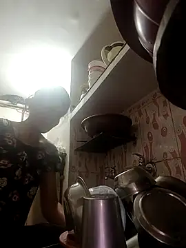 ISHANI-SINGH online show from 02-15-26, 12:48