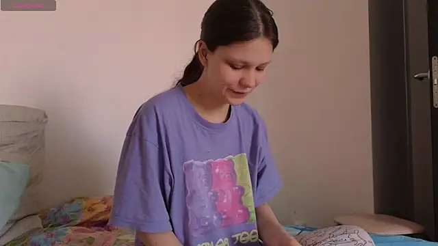 Lunliss online show from 02-15-26, 09:19