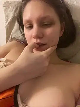 Lunliss online show from 11-30-25, 12:11