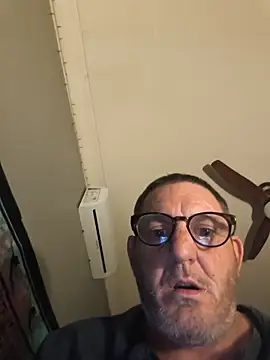 Snapshot of abellabricot chatting on 05-22-26, 01:14 abellabricot online show from 05-22-26, 01:14