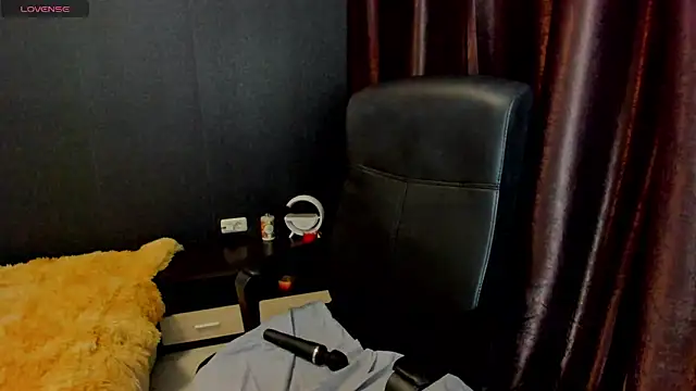 emmamaturre online show from 02-18-25, 10:36