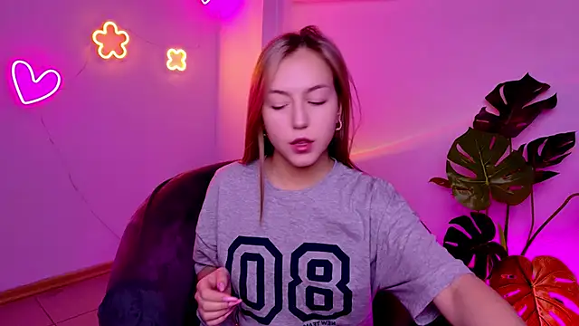 CindySparkl online show from 03-17-26, 03:20