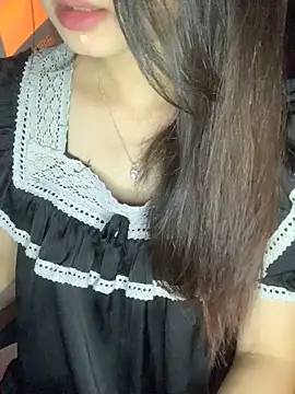 Snapshot of Tinasx56 chatting on 10-22-25, 05:34 Tinasx56 online show from 10-22-25, 05:34