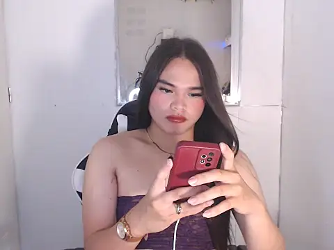 maxiegreyxoxo online show from 10-21-25, 02:27