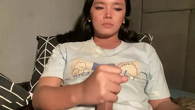 Claudia Johnson online show from 10-24-25, 02:38