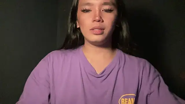 Claudia Johnson online show from 10-18-25, 05:53