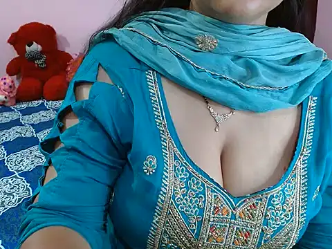 Hot anika  online show from 05-22-26, 07:01