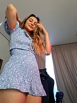 Chloe Ravens online show from 03-10-26, 04:27