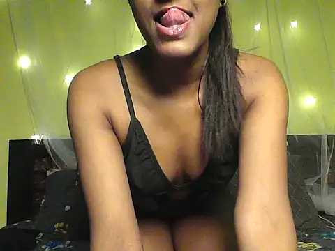 mickle james online show from 11-06-25, 06:01