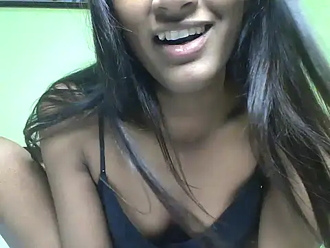 mickle james online show from 09-10-25, 05:12