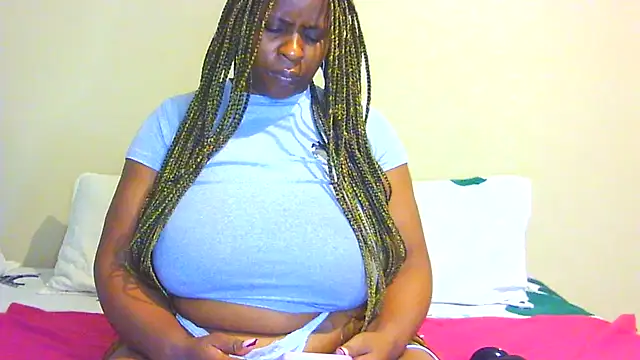 Snapshot of Black-Barbiexxc chatting on 04-13-26, 05:44 Black-Barbiexxc online show from 04-13-26, 05:44