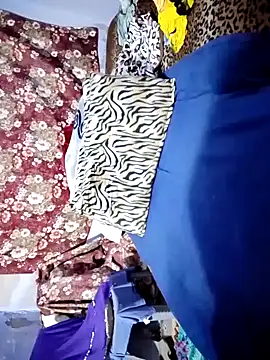 Hnonasix89 online show from 04-08-26, 09:49