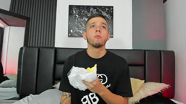 Mathewboy1 online show from 03-19-26, 11:32