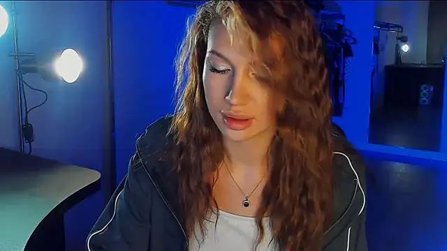 MariGven online show from 03-19-26, 04:07