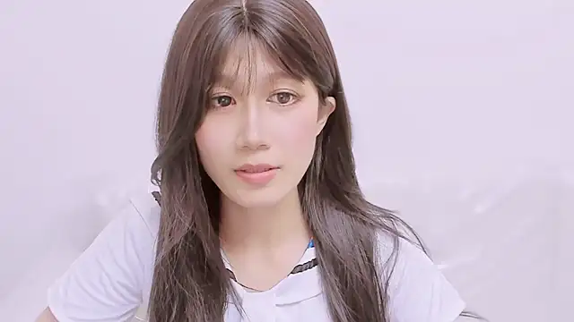 Rabbitlittlefool online show from 10-31-25, 04:03