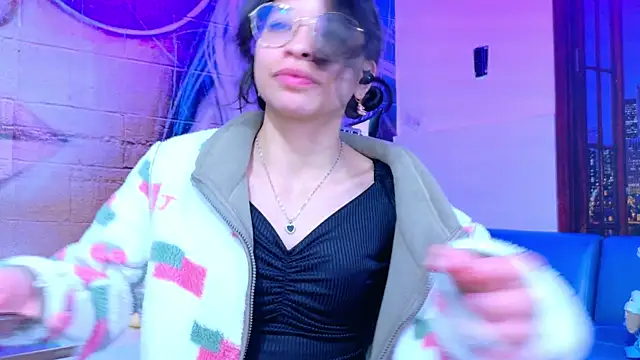 Snapshot of Giaa_rossi chatting on 05-25-26, 02:05 Giaa rossi online show from 05-25-26, 02:05