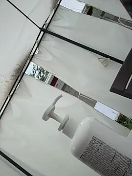 Natalia vidal online show from 04-15-26, 01:37