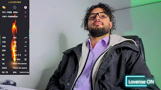Snapshot of Ernesto-Rodriguez82 chatting on 10-12-25, 03:30 Ernesto-Rodriguez82 online show from 10-12-25, 03:30