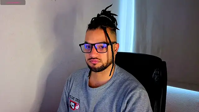 Ernesto-Rodriguez82 online show from 04-08-26, 12:06