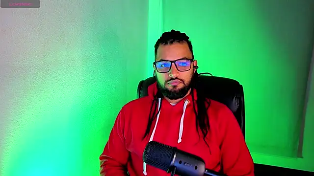 Snapshot of Ernesto-Rodriguez82 chatting on 07-18-26, 10:46 Ernesto-Rodriguez82 online show from 07-18-26, 10:46