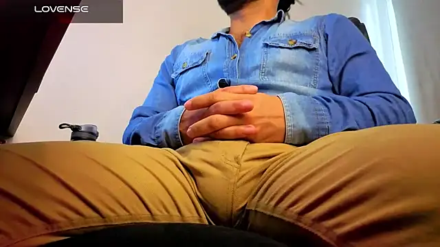 Ernesto-Rodriguez82 online show from 04-17-26, 01:25